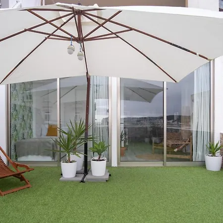 Foz - West Shore Retreat شقة