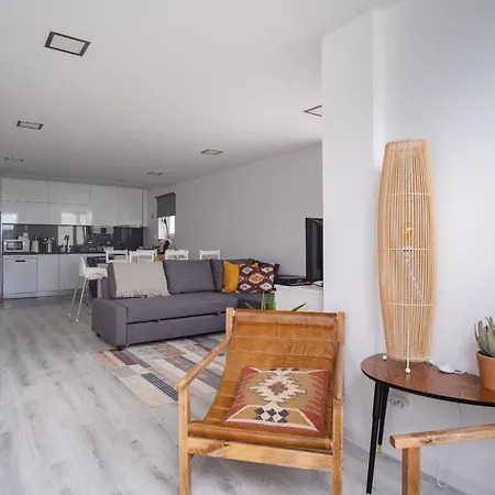 Foz - West Shore Retreat شقة فوز دو أريلهو