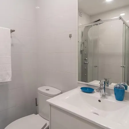 Foz - West Shore Retreat شقة فوز دو أريلهو