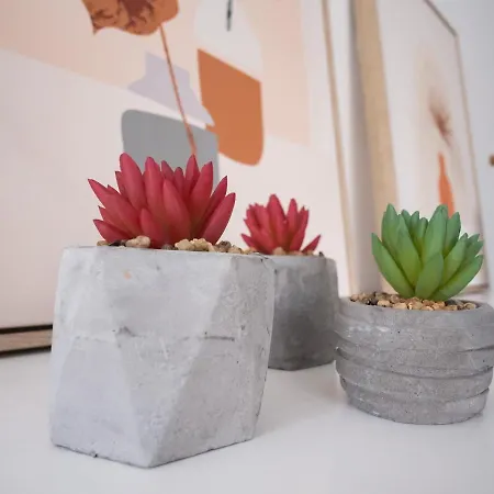 Foz - West Shore Retreat *