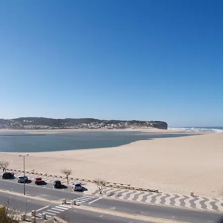 Foz - West Shore Retreat شقة فوز دو أريلهو