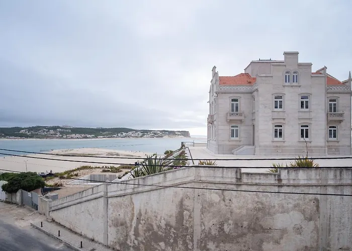 Foz - West Shore Retreat