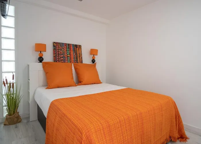 Foz - West Shore Retreat *